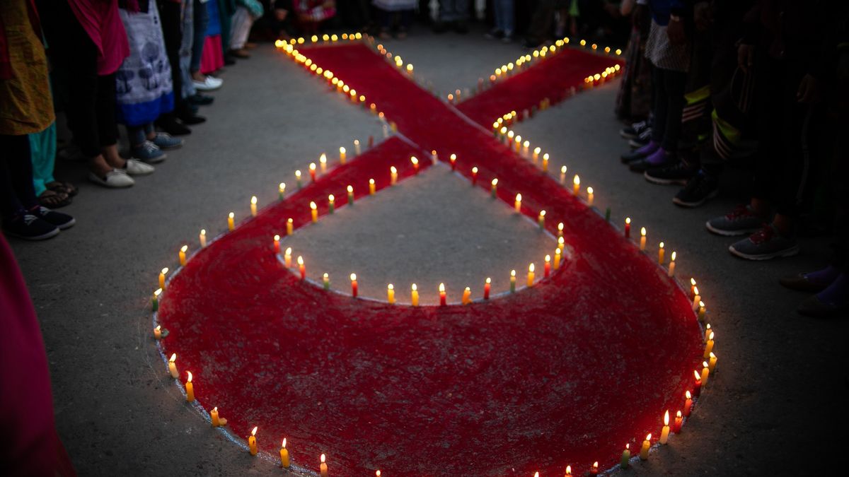 Vyléčit se z AIDS prý jde. A kdy bude lék na strach z nemocných?